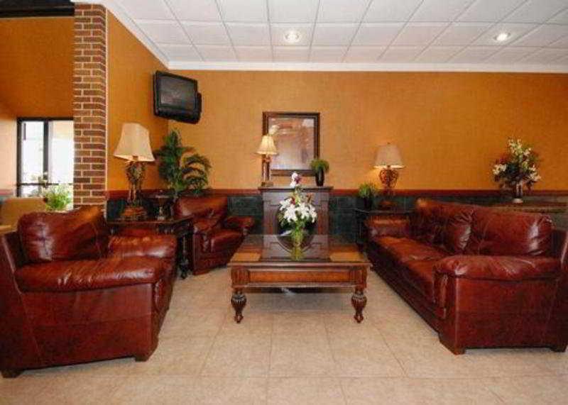 Clarion Hotel & Conference Center Springfield Interior photo